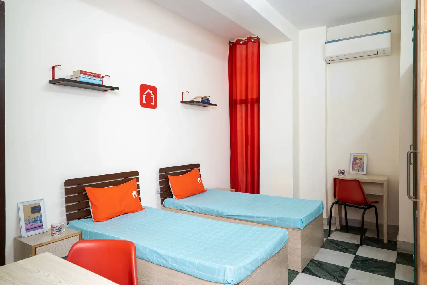 Fully Furnished Rooms